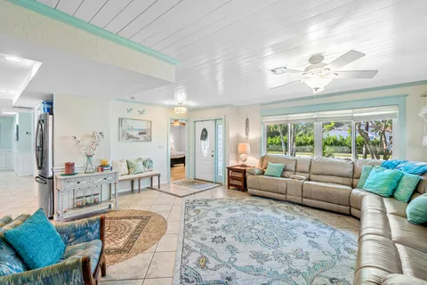 $675,000 | 1108 Petrel Road, Wellington, FL 33414