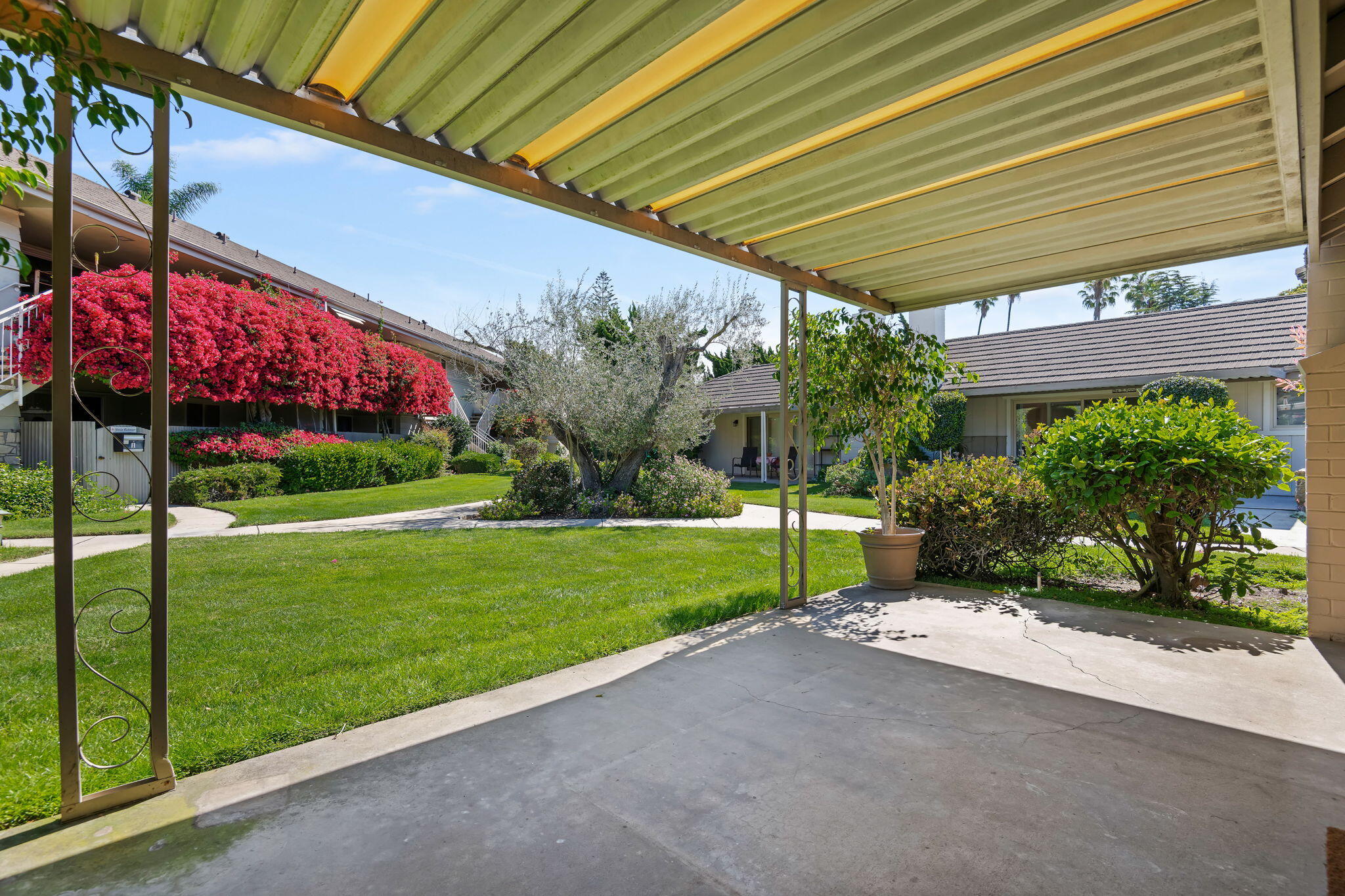 5930 Encina Road, Unit 3 Goleta, CA 93117 - Photo 25 of 32 15-Back Patio