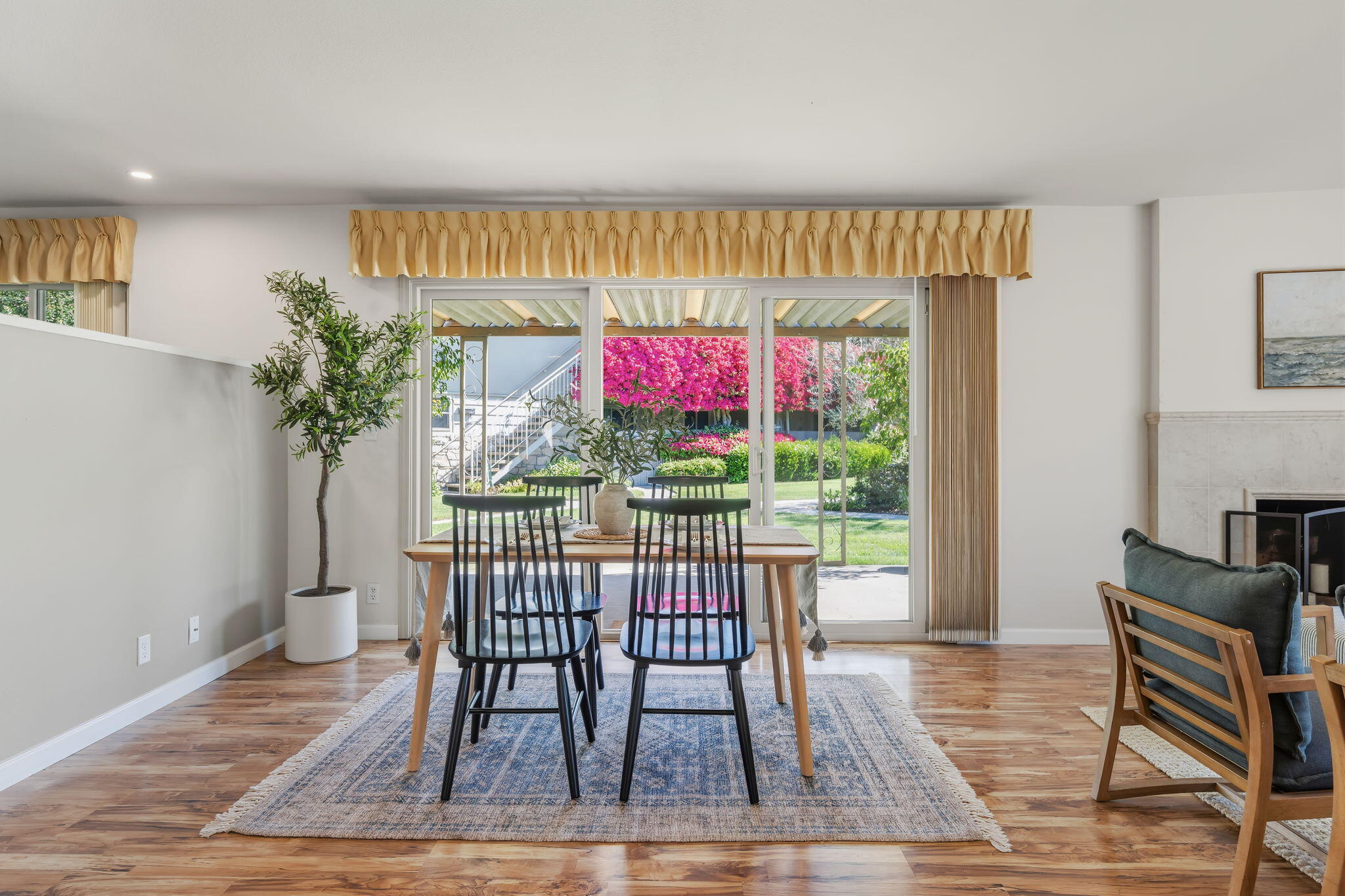 5930 Encina Road, Unit 3 Goleta, CA 93117 - Photo 5 of 32 05-Dining