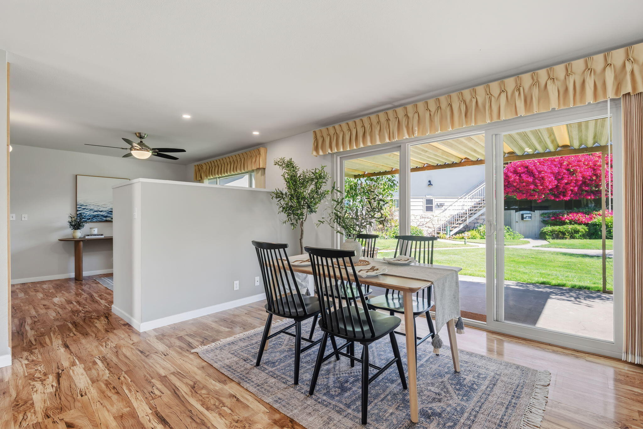 5930 Encina Road, Unit 3 Goleta, CA 93117 - Photo 6 of 32 06-Dining