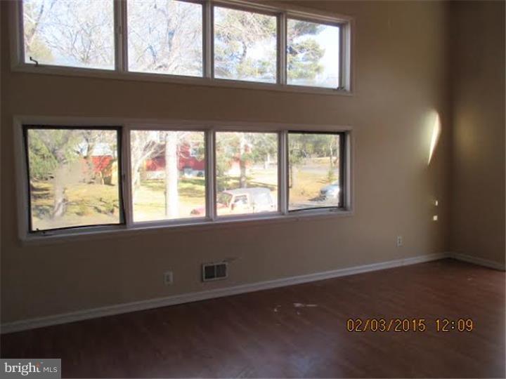 701 Covered Bridge Road Cherry Hill, NJ 08034 - Photo 4 of 13