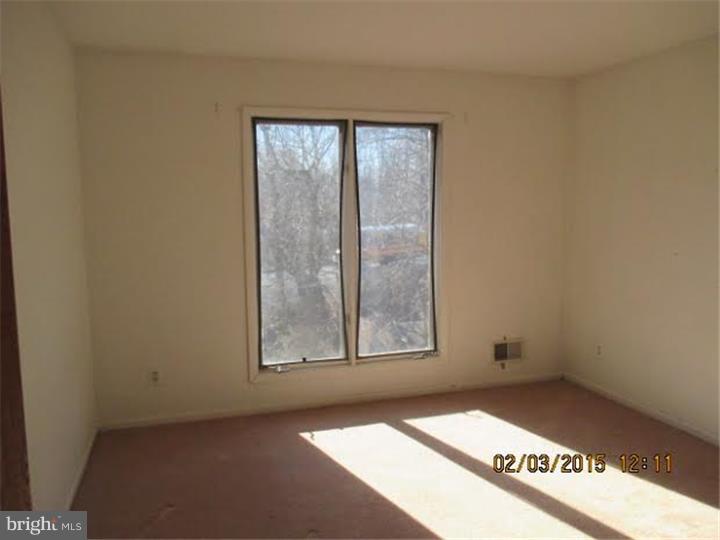 701 Covered Bridge Road Cherry Hill, NJ 08034 - Photo 8 of 13
