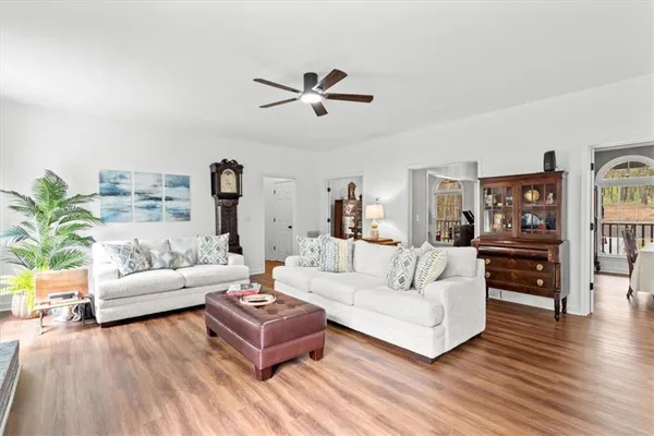 $695,000 | 301 Highway 5, Roopville, GA 30170