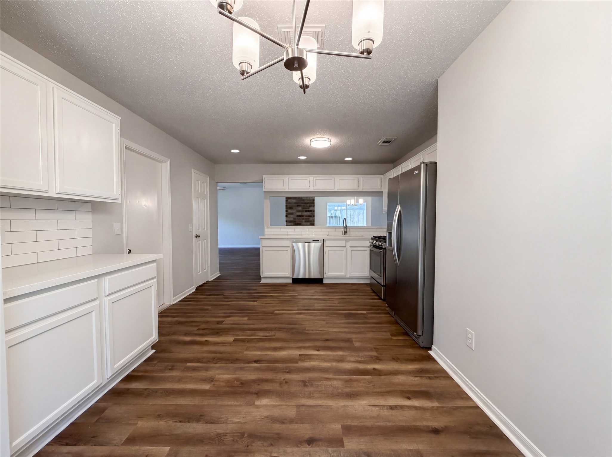 10422 Elk Point Lane Houston, TX 77064 - Photo 9 of 16