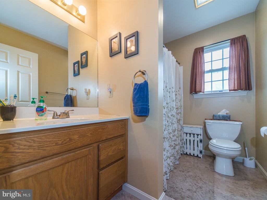 424 Groffdale Road Quarryville, PA 17566 - Photo 11 of 19 Gallery Image 11