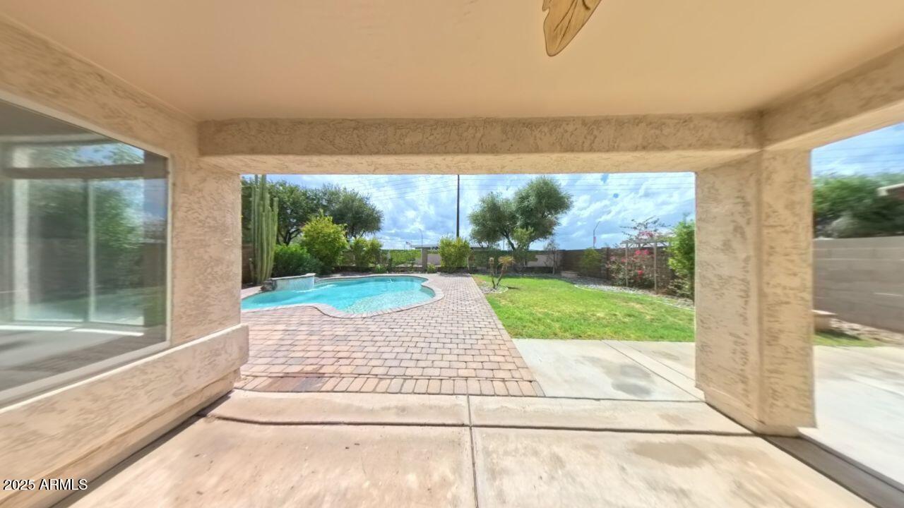 10917 West Almeria Road Avondale, AZ 85392 - Photo 11 of 20 Patio