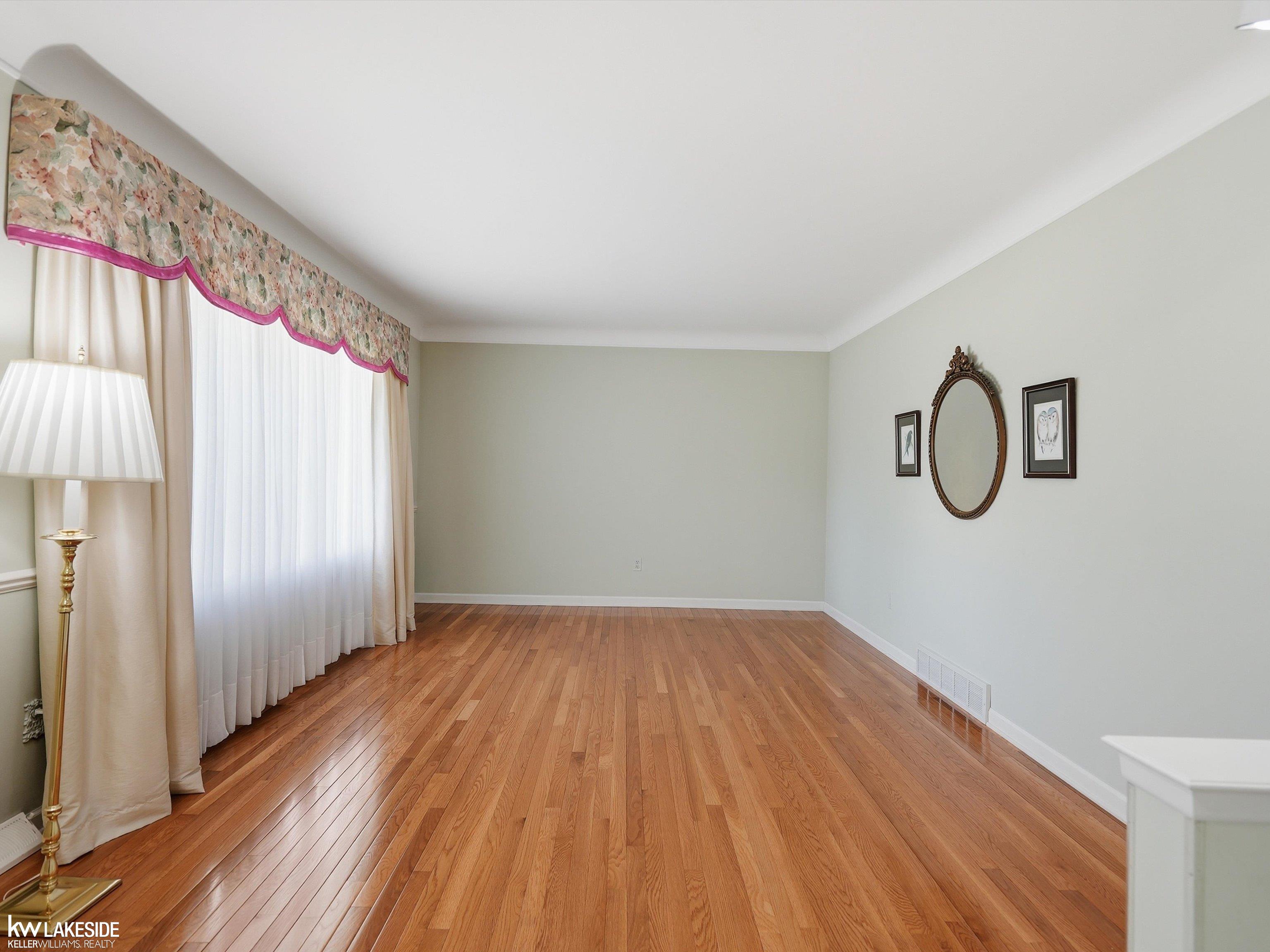 34265 Greentrees Road Sterling Heights, MI 48312 - Photo 10 of 41