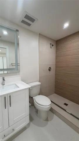 $3,600 | 10553 Southwest 22nd Terrace, Unit 10553, Miami, FL 33165