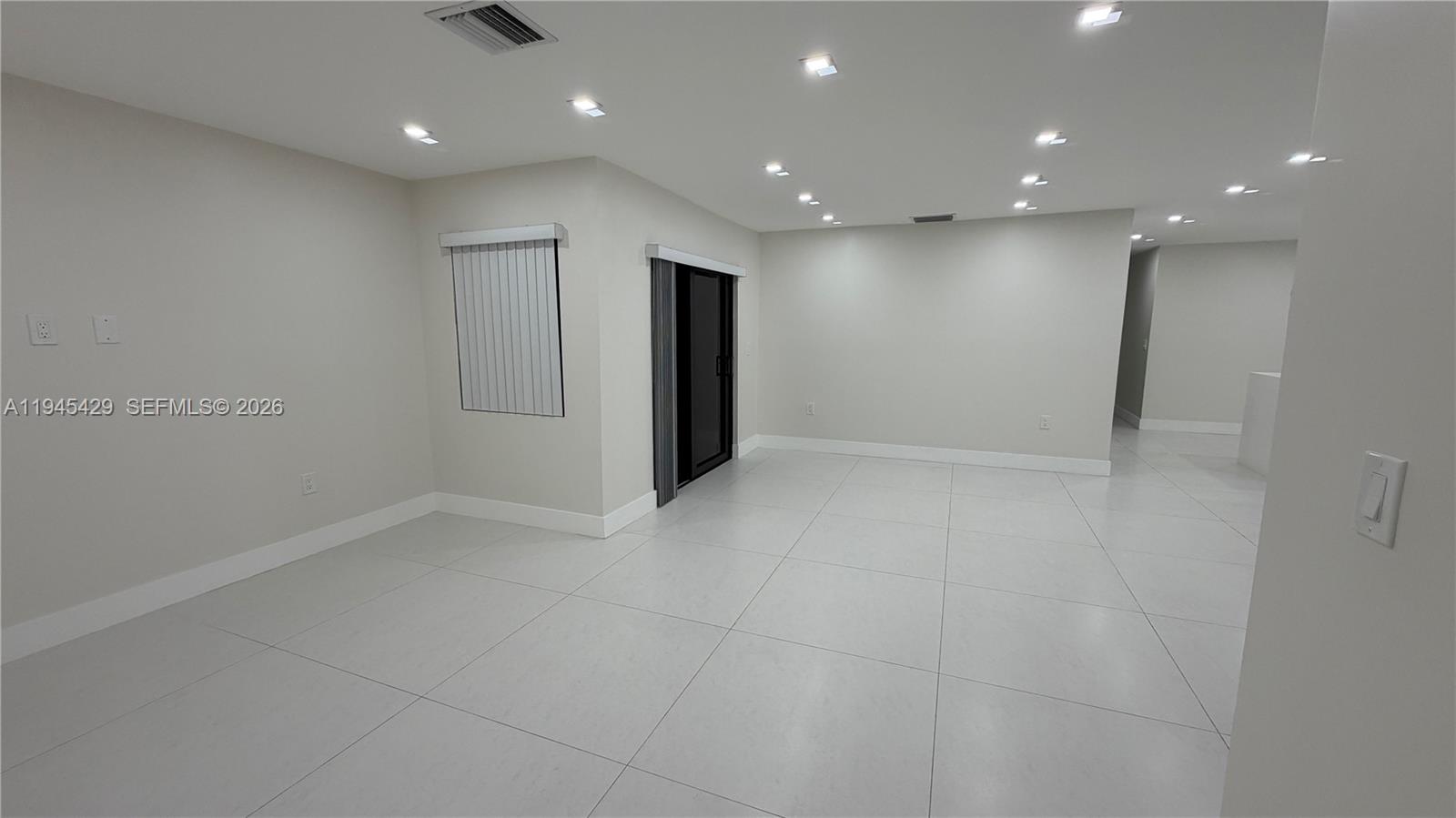 10553 Southwest 22nd Terrace, Unit 10553 Miami, FL 33165 - Photo 4 of 14