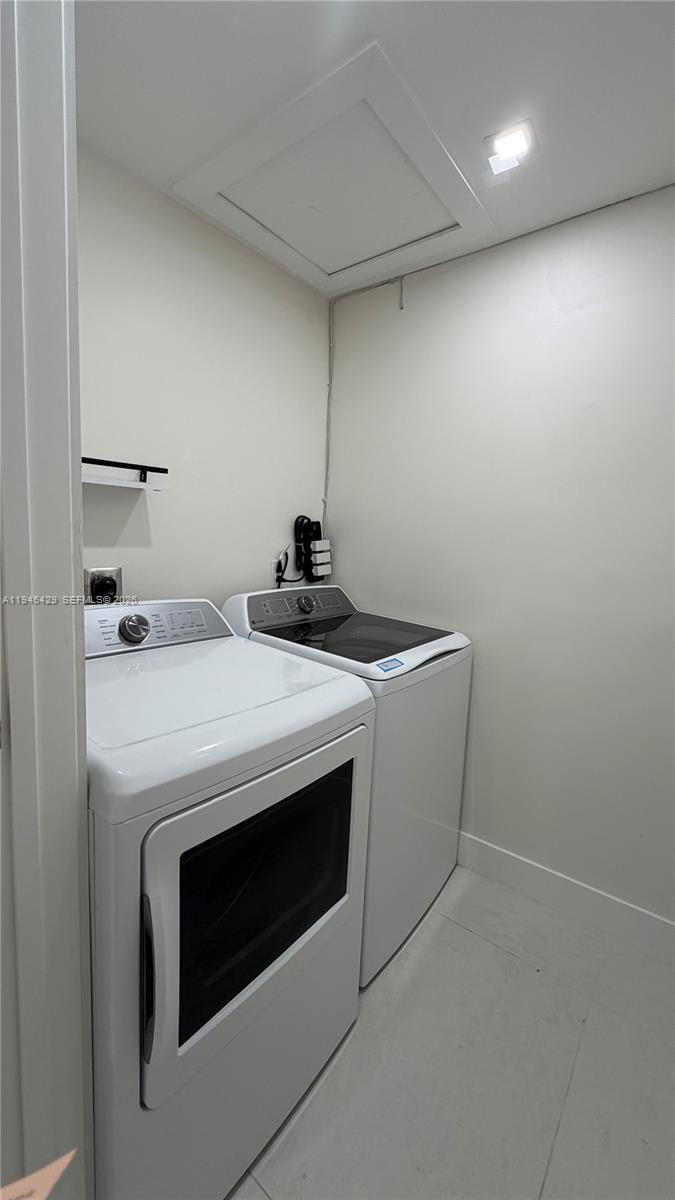 10553 Southwest 22nd Terrace, Unit 10553 Miami, FL 33165 - Photo 6 of 14