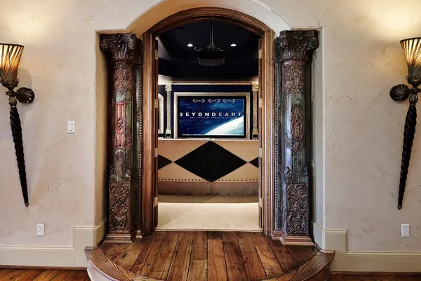 $4,950,000 | 19 Hepplewhite Way, The Woodlands, TX 77382