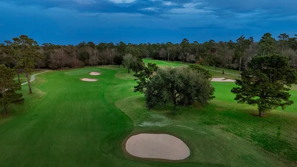 $4,950,000 | 19 Hepplewhite Way, The Woodlands, TX 77382