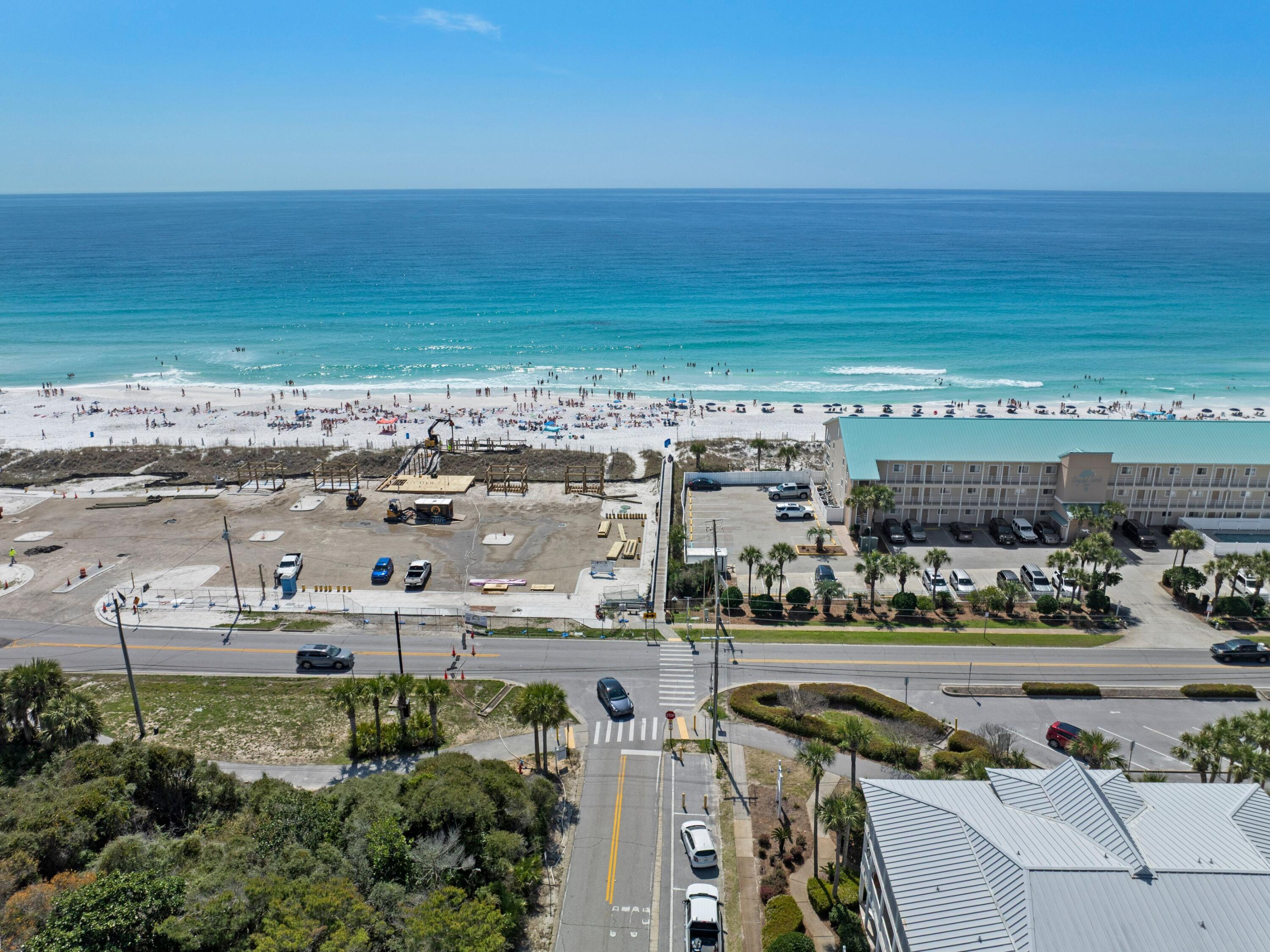 89 Tarpon Street Destin, FL 32541 - Photo 6 of 53 a view of a city