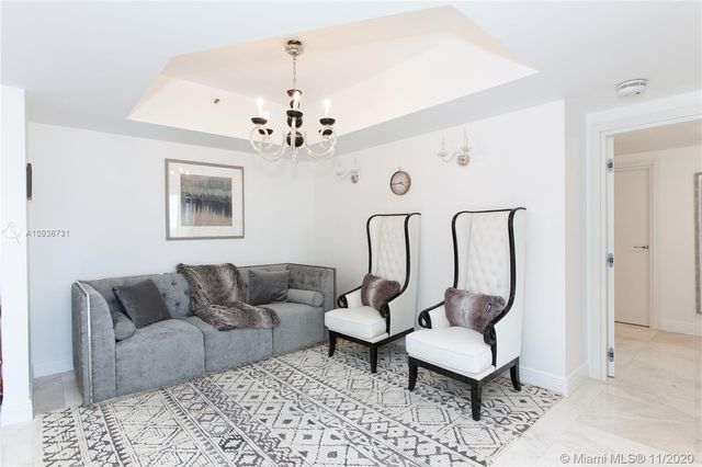 $492,000 | 20281 East Country Club Drive, Unit 1612, Aventura, FL 33180