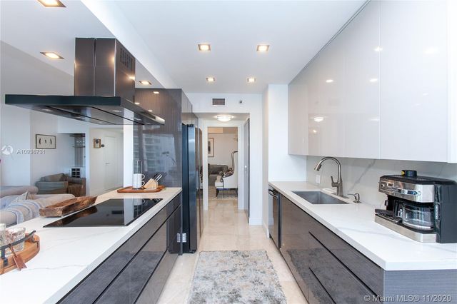 $492,000 | 20281 East Country Club Drive, Unit 1612, Aventura, FL 33180