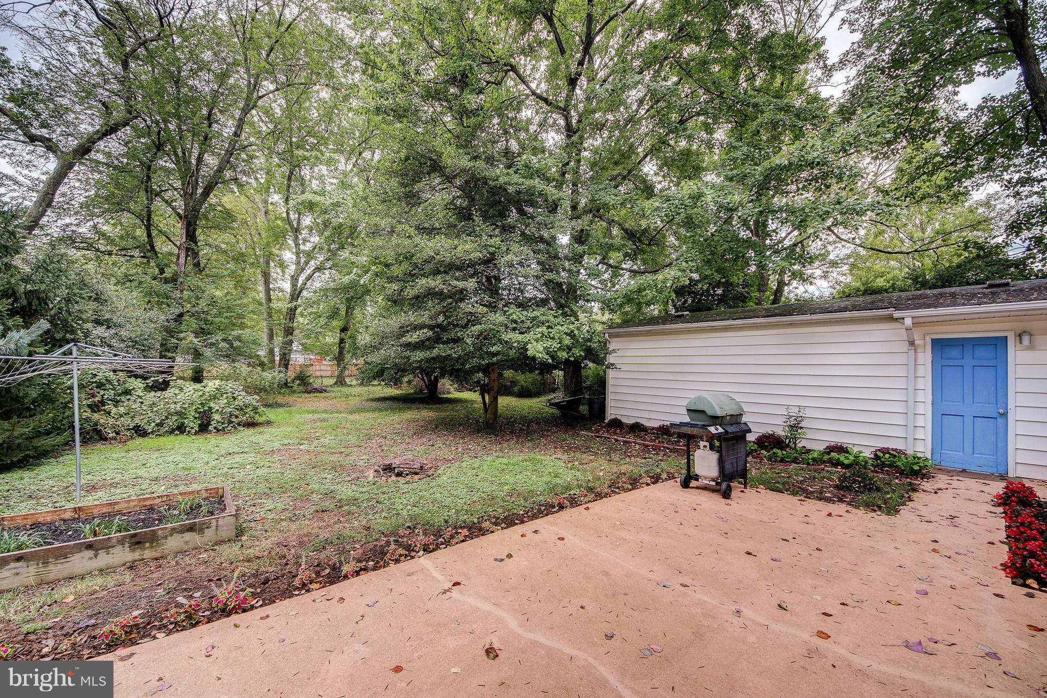 403 South Spring Street Falls Church, VA 22046 - Photo 19 of 21 Exterior (Rear)