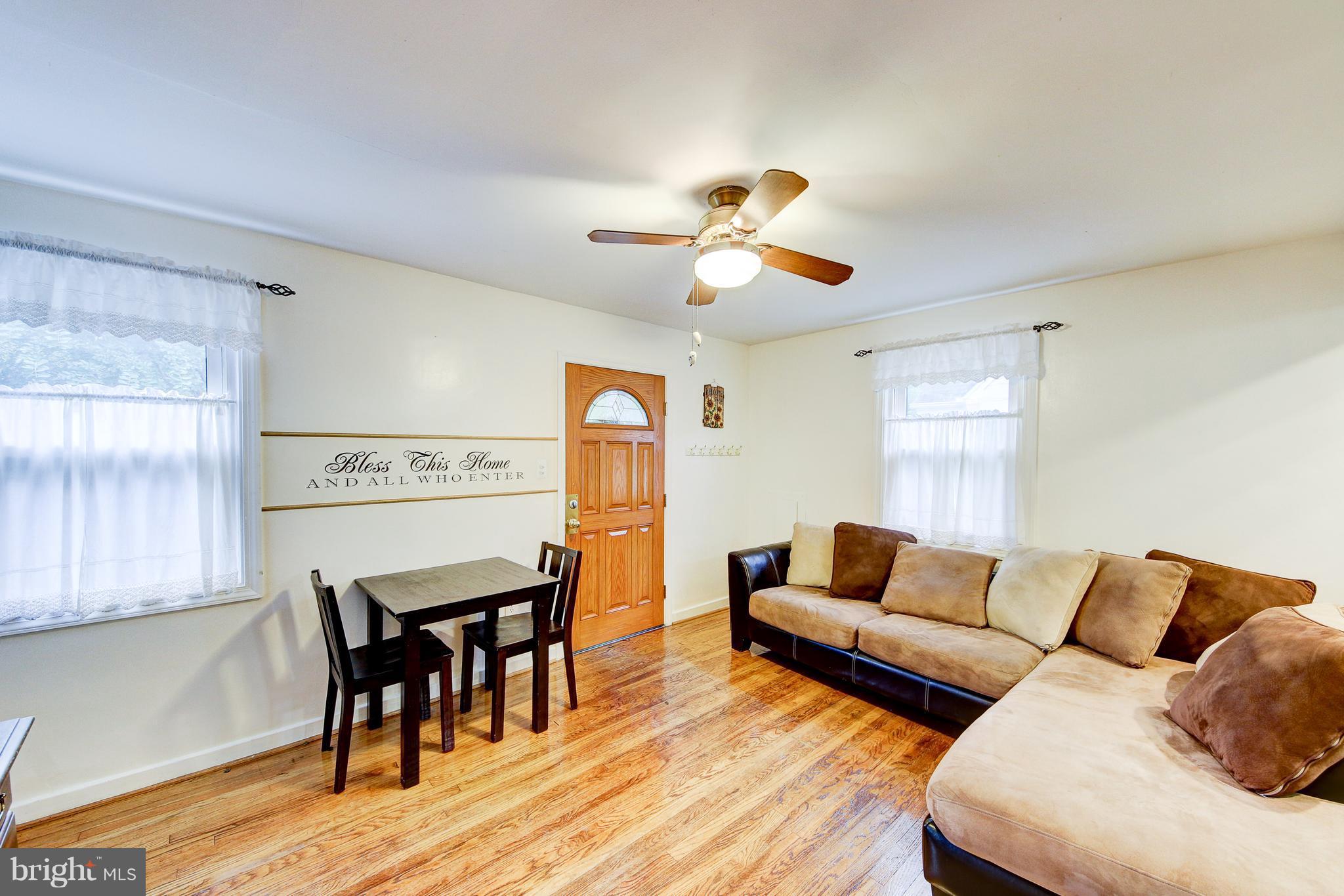 403 South Spring Street Falls Church, VA 22046 - Photo 4 of 21 Living Room
