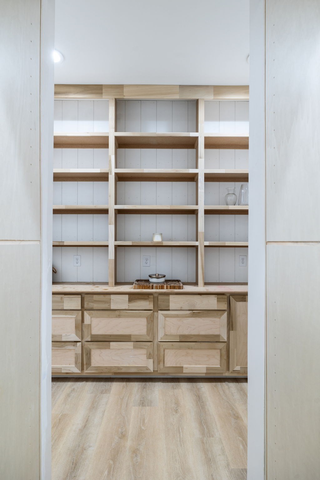 201 Lamb Road Rockvale, TN 37153 - Photo 15 of 87 a view of a room with shelves