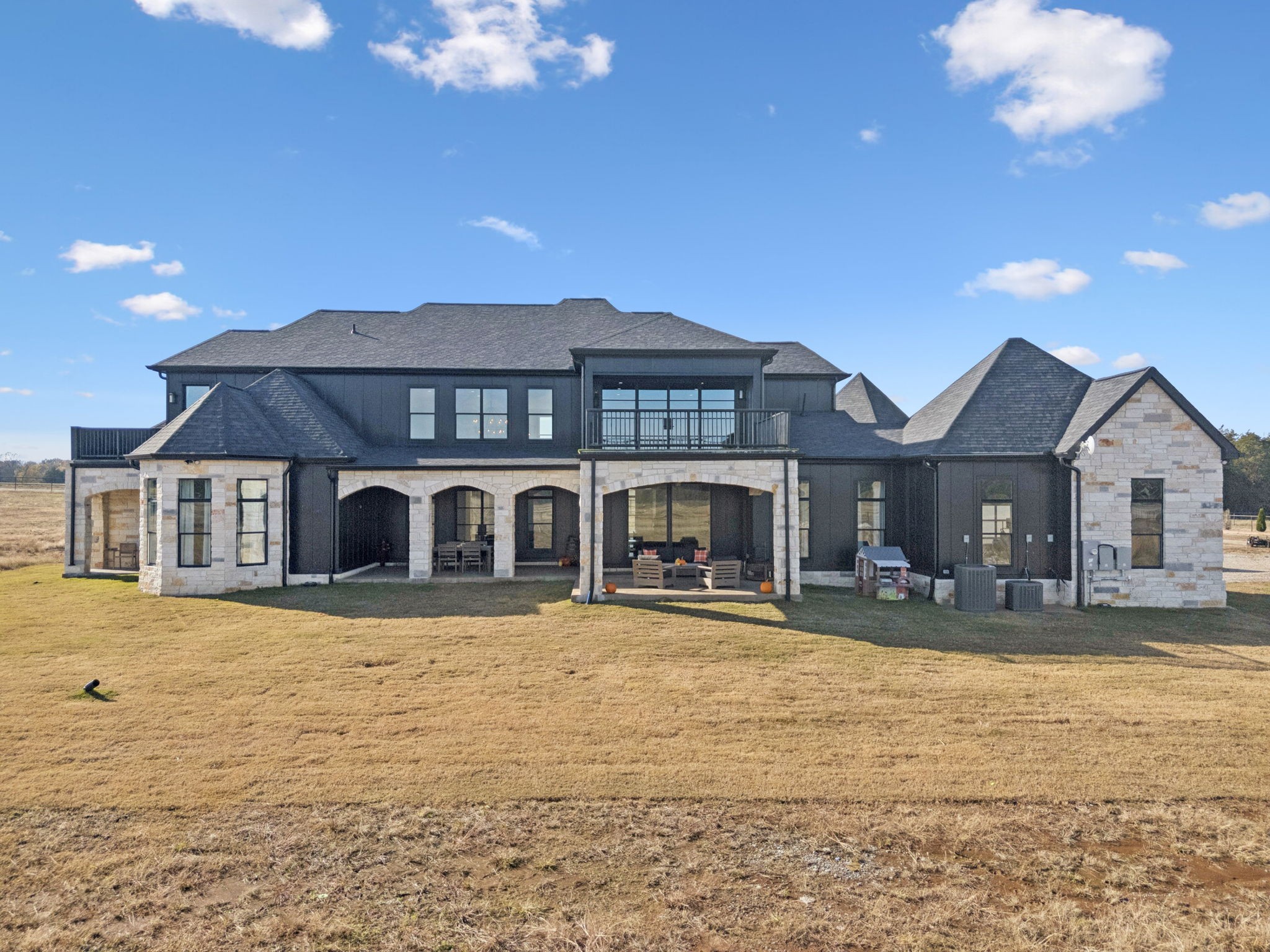 201 Lamb Road Rockvale, TN 37153 - Photo 38 of 87 a front view of a house with a yard