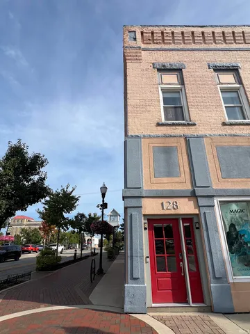 $388,888 | 128 West Walnut Street, Kokomo, IN 46901