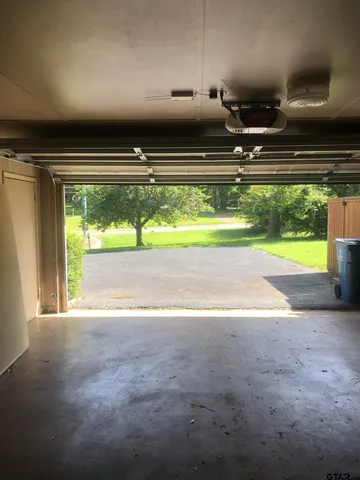 $249,900 | 301 Wildwood Drive, Daingerfield, TX 75638