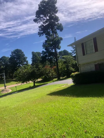 $249,900 | 301 Wildwood Drive, Daingerfield, TX 75638