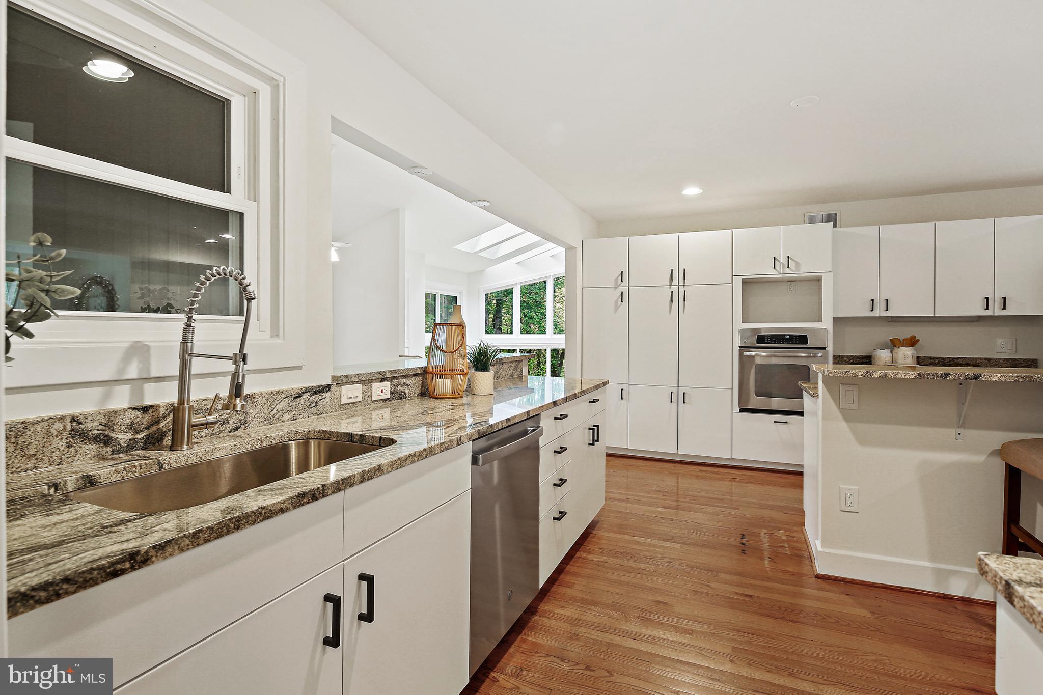 19244 Chandlee Mill Road Sandy Spring, MD 20860 - Photo 16 of 72 Gourmet Kitchen