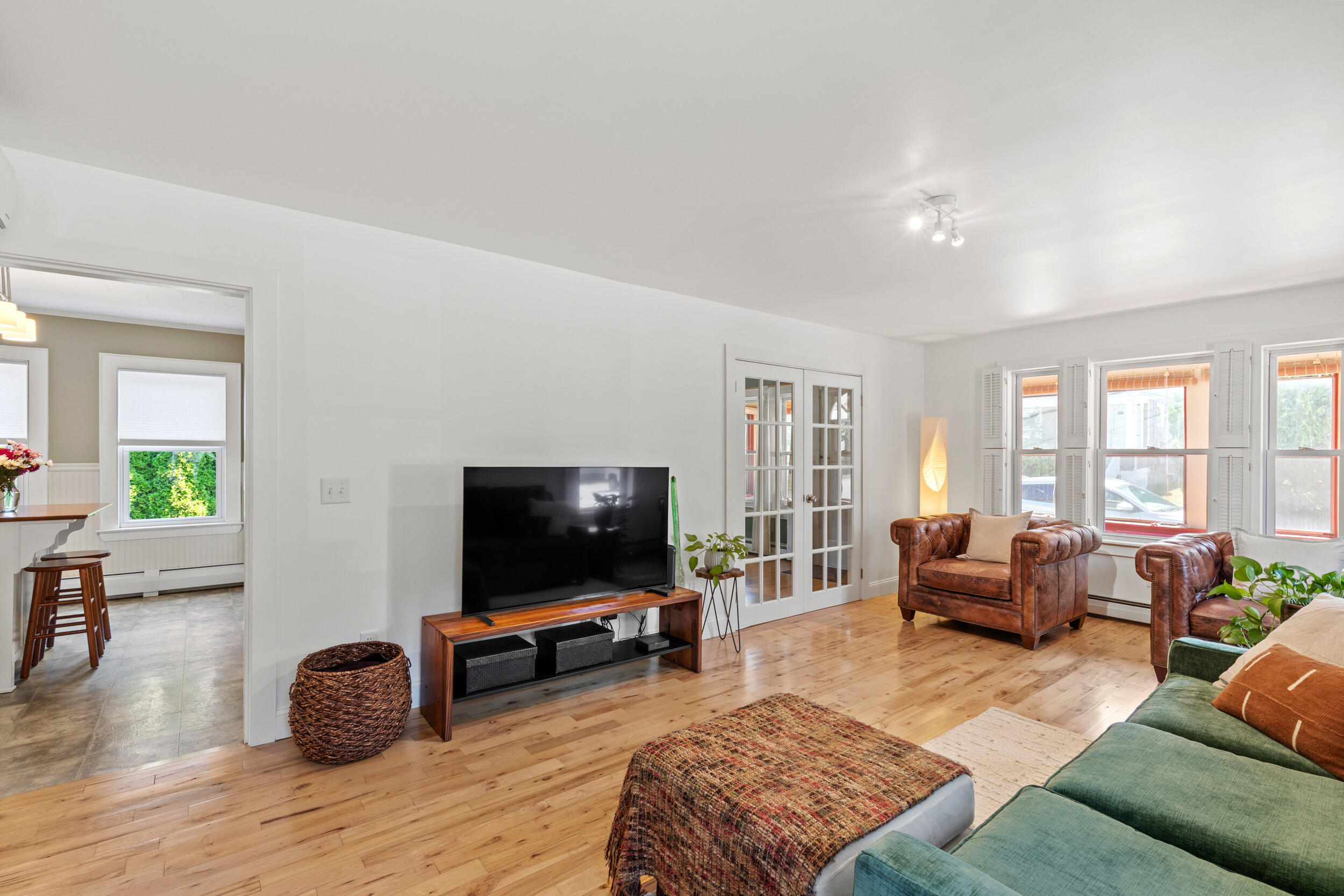 18 Taylor Street Biddeford, ME 04005 - Photo 14 of 38 21_18 taylor biddiford-21