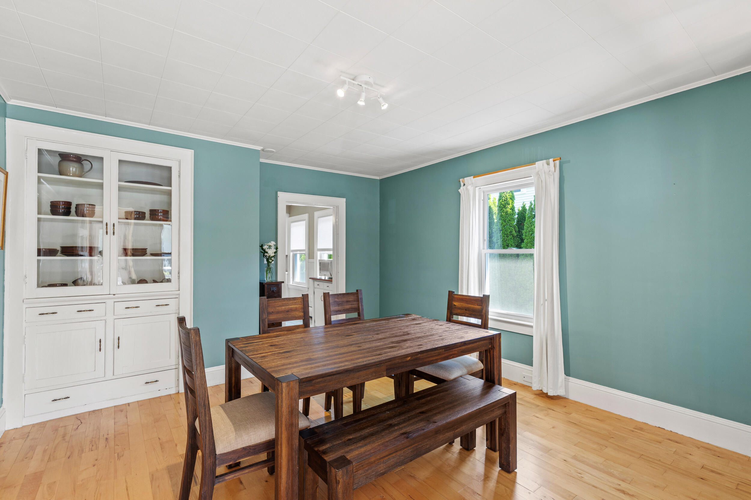 18 Taylor Street Biddeford, ME 04005 - Photo 10 of 38 3_18 taylor biddiford-3