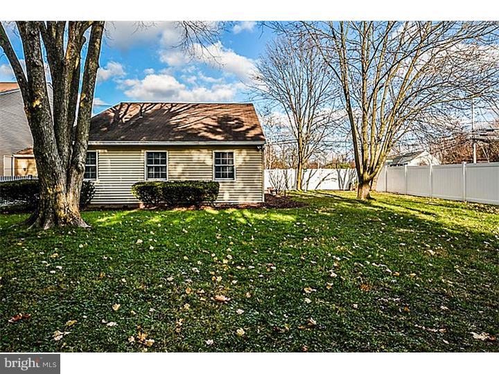 600 Schwab Road Hatfield, PA 19440 - Photo 19 of 21 Exterior Back