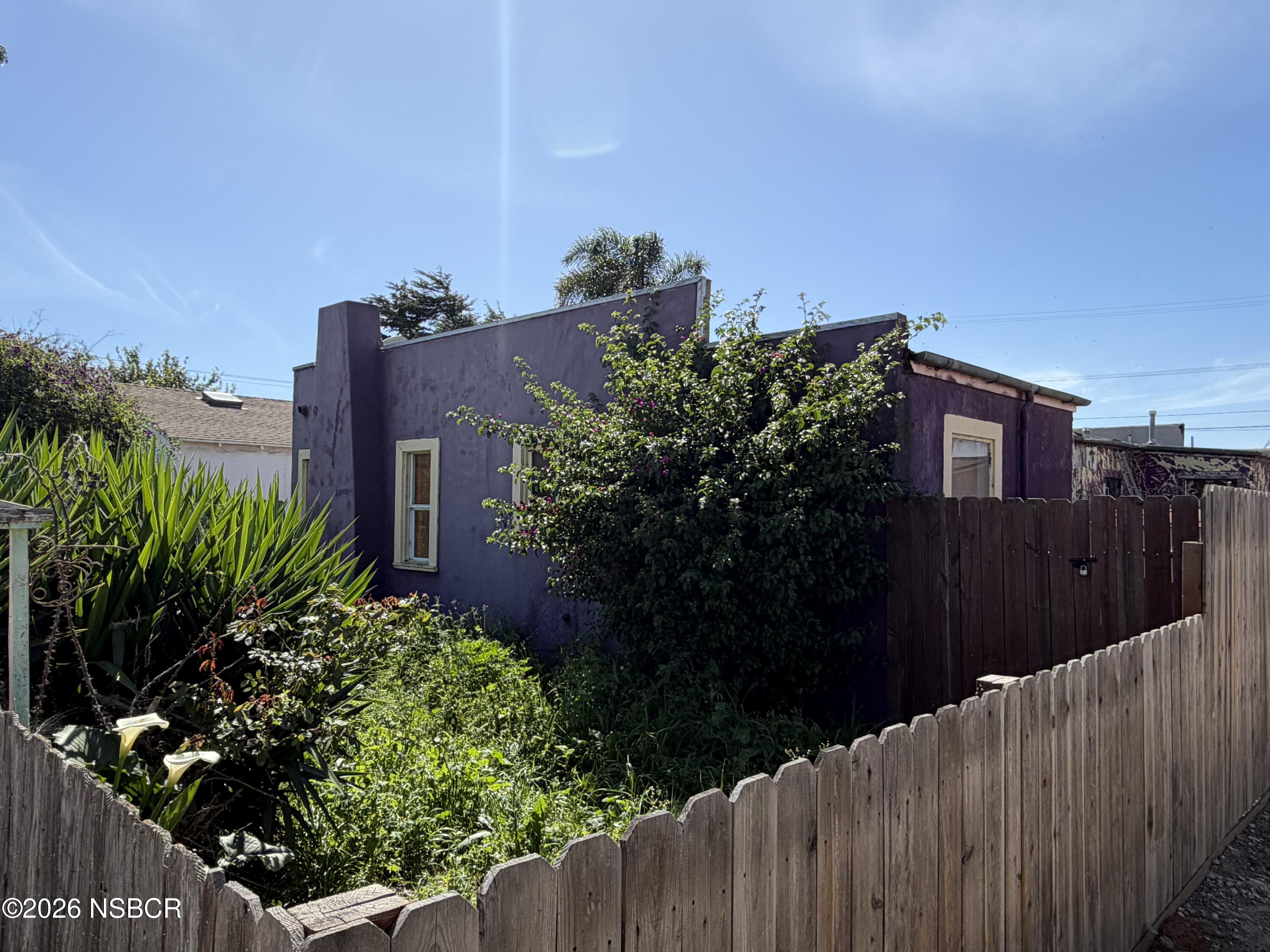 127 North E Street Lompoc, CA 93436 - Photo 2 of 5 image18