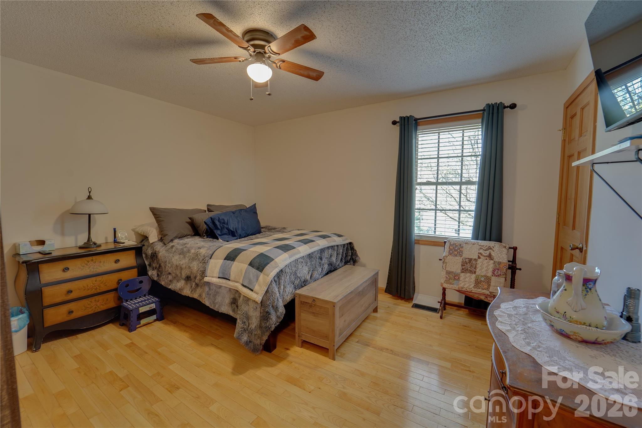 335 Icenhower Road Leicester, NC 28748 - Photo 16 of 29