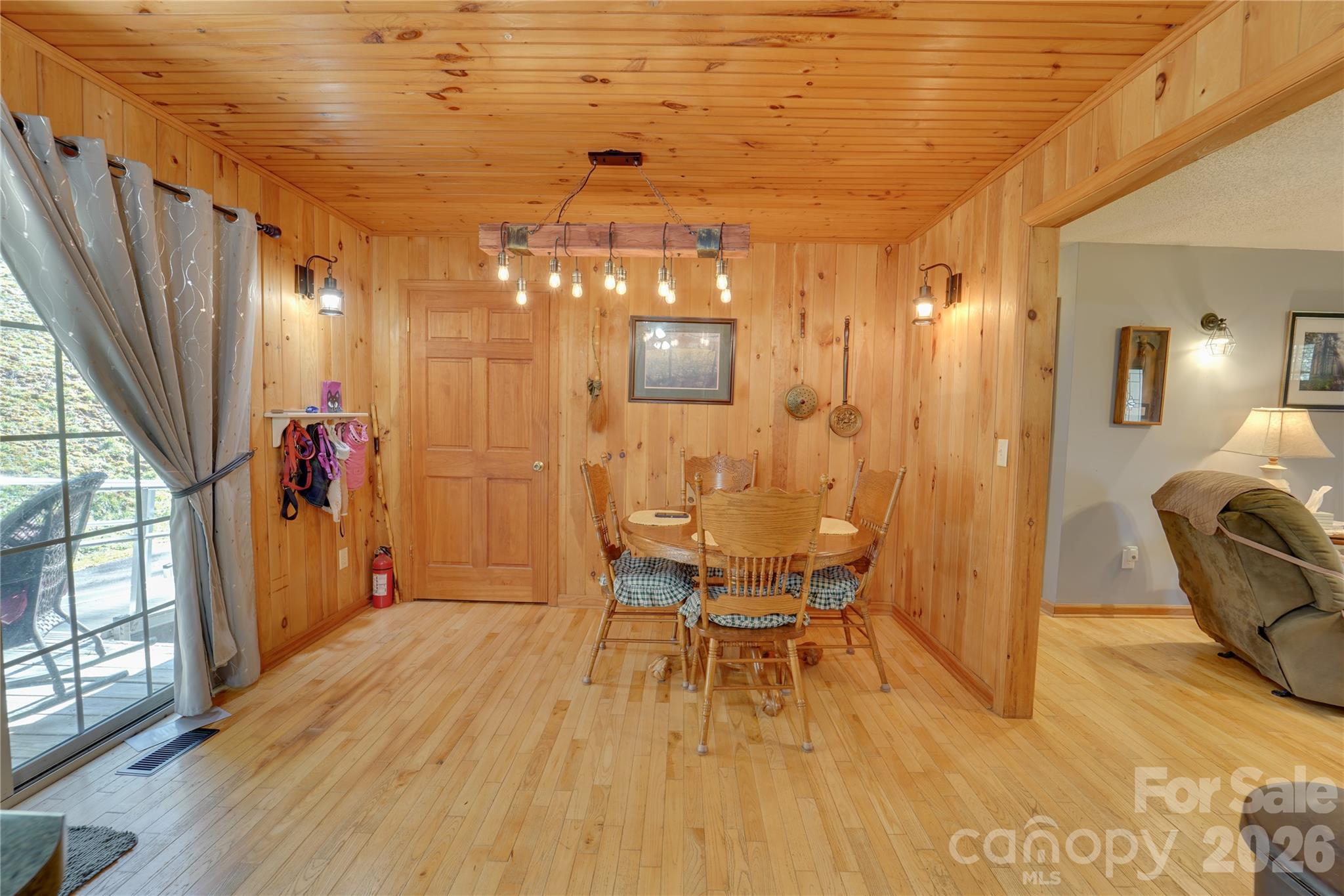 335 Icenhower Road Leicester, NC 28748 - Photo 5 of 29