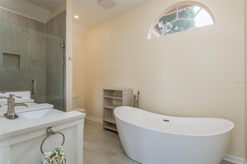 302 Shore Drive Palm Harbor, FL 34683 - Photo 35 of 71