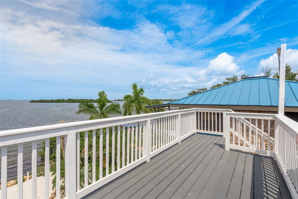 302 Shore Drive Palm Harbor, FL 34683 - Photo 39 of 71