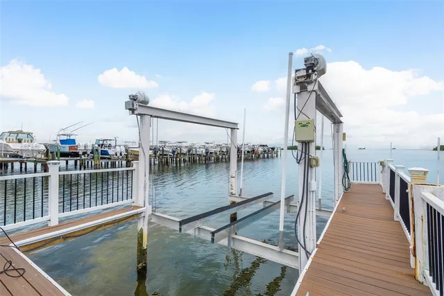 $1,875,000 | 302 Shore Drive, Palm Harbor, FL 34683
