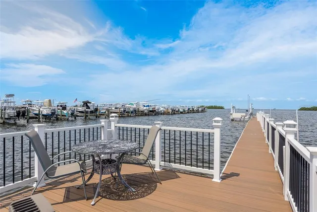 $1,875,000 | 302 Shore Drive, Palm Harbor, FL 34683