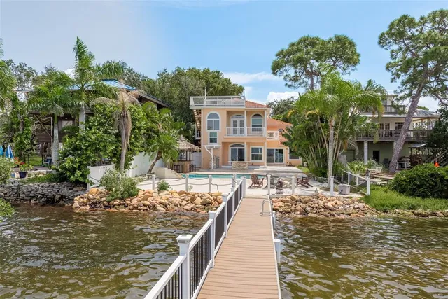 $1,875,000 | 302 Shore Drive, Palm Harbor, FL 34683