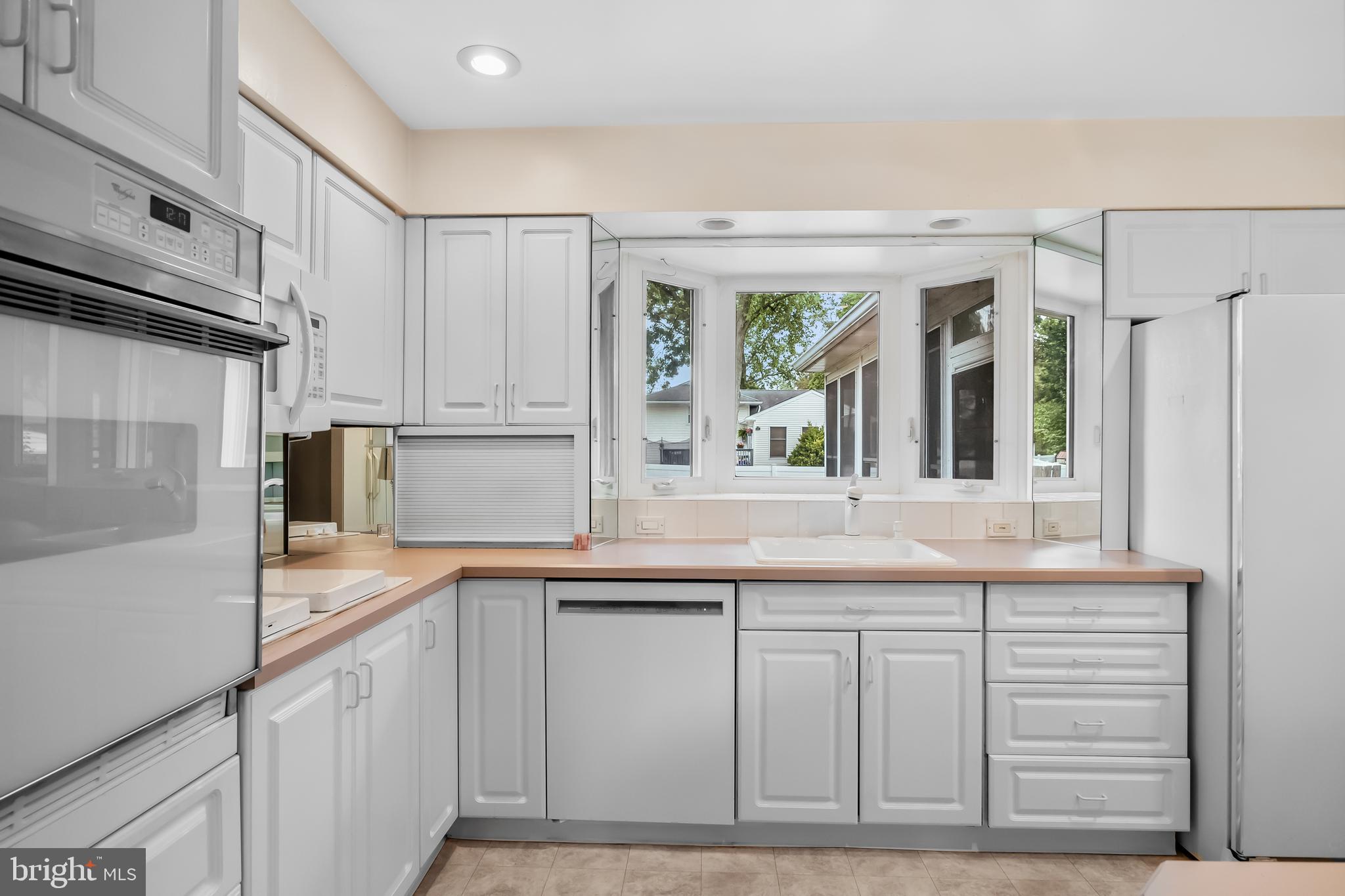 414 Cornwall Road Cherry Hill, NJ 08034 - Photo 8 of 30