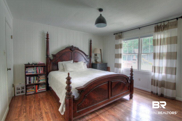 374 Ridgewood Circle Fairhope, AL 36532 - Photo 15 of 22 master bedroom