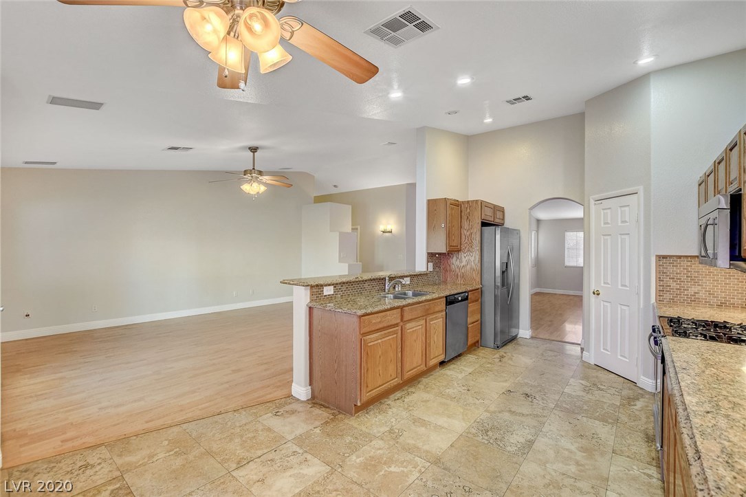 592 Canlite Street Henderson, NV 89015 - Photo 14 of 42