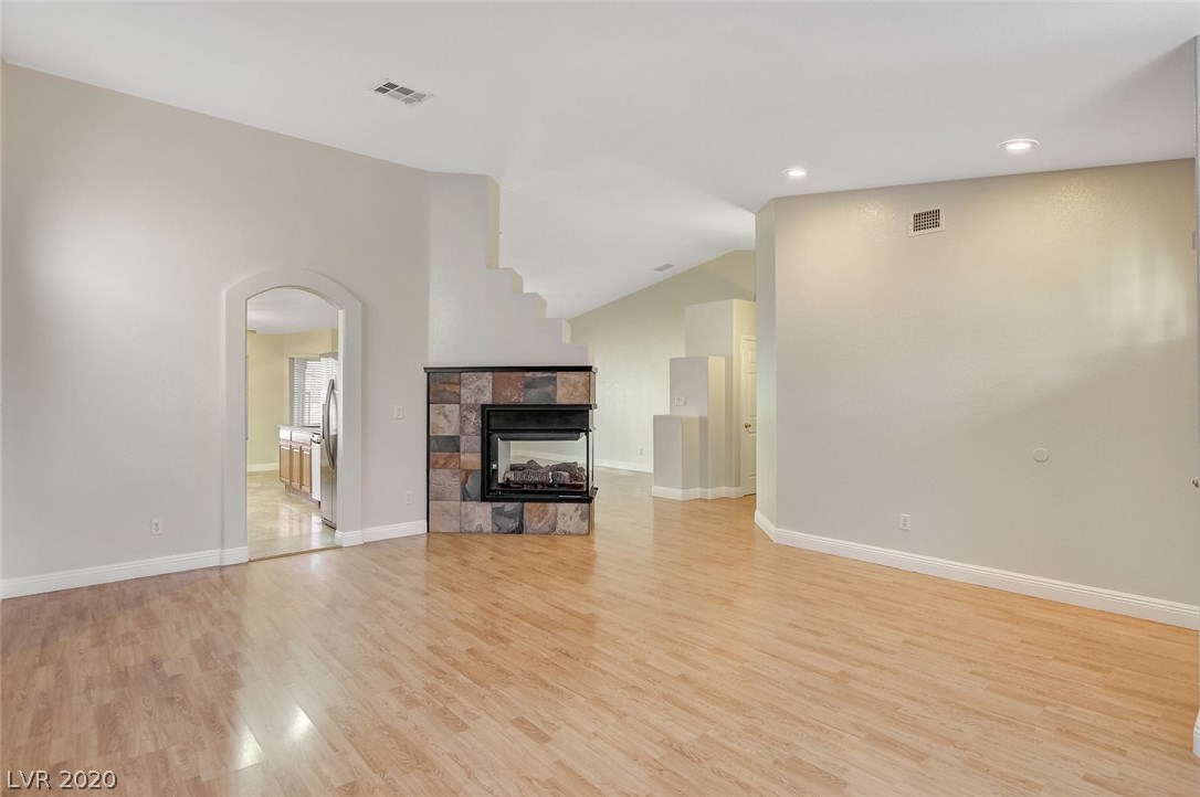 592 Canlite Street Henderson, NV 89015 - Photo 5 of 42