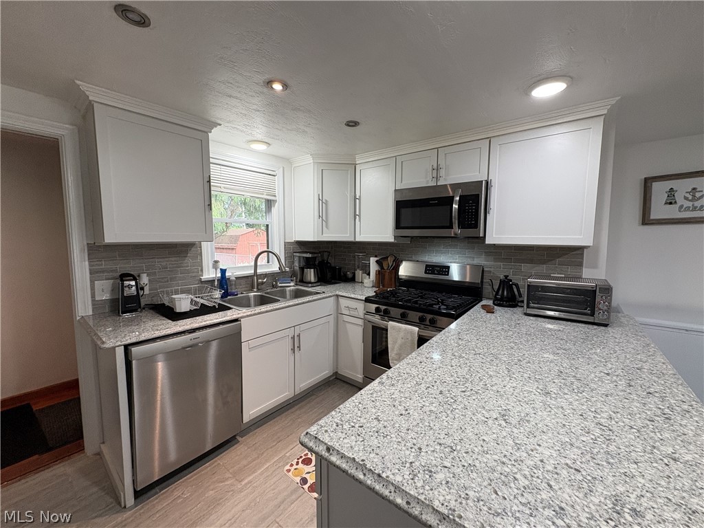 8580 Webster Road Strongsville, OH 44136 - Photo 4 of 26 Gallery Image 4
