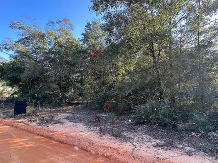 $22,900 | Lot 3 West Cypress Avenue, DeFuniak Springs, FL 32433