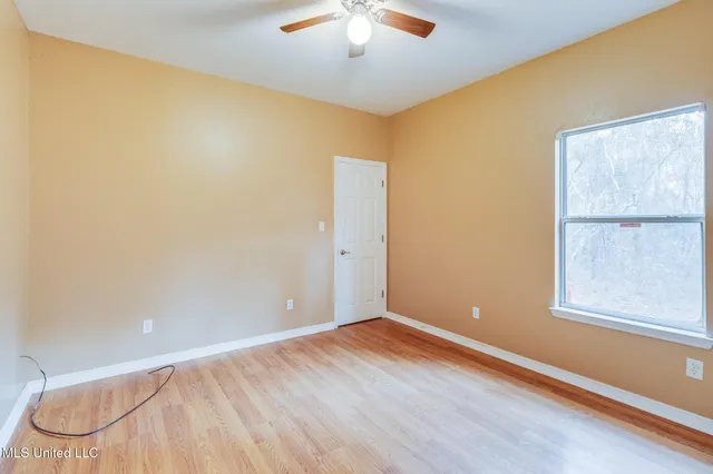 $1,600 | 6085 West Bolivar Street, Bay St. Louis, MS 39520