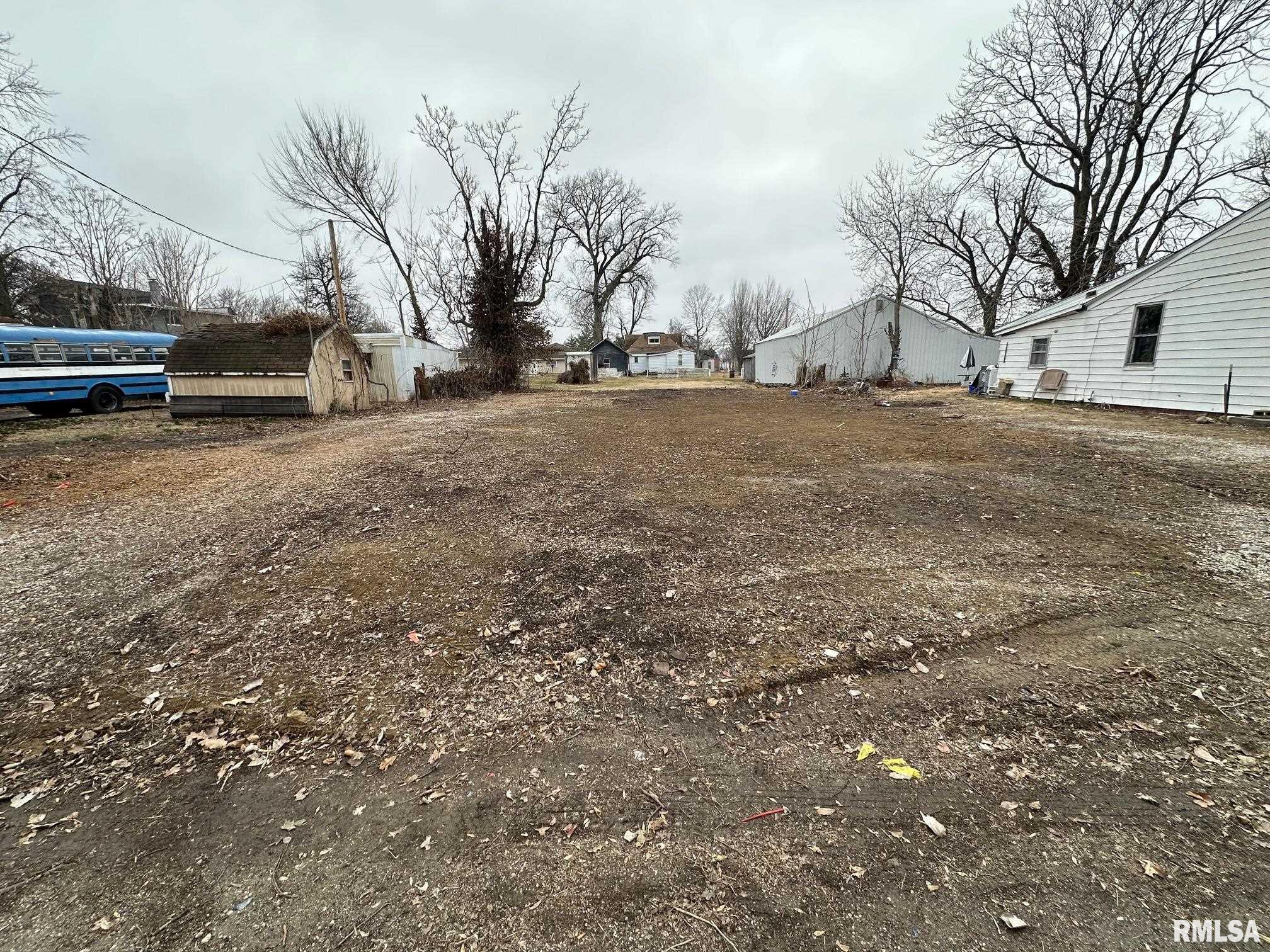 321 Fulton Street Jacksonville, IL 62650 - Photo 3 of 3