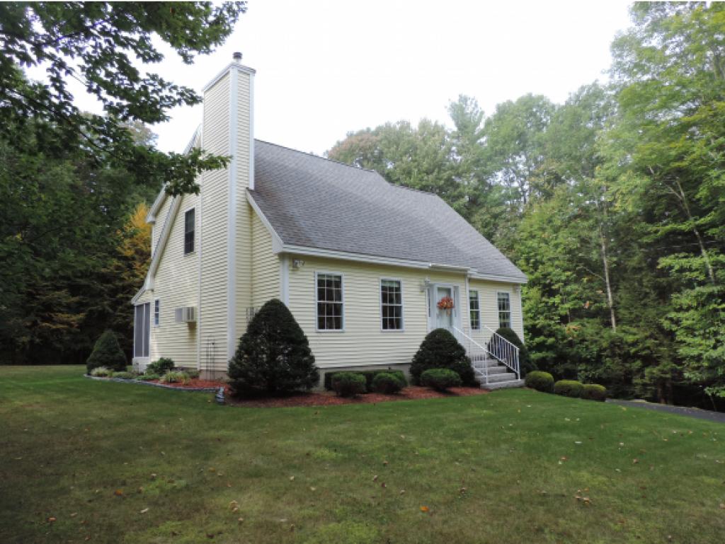 43 Waterhouse Road Barrington, NH 03825 - Photo 3 of 36 Gallery Image 3