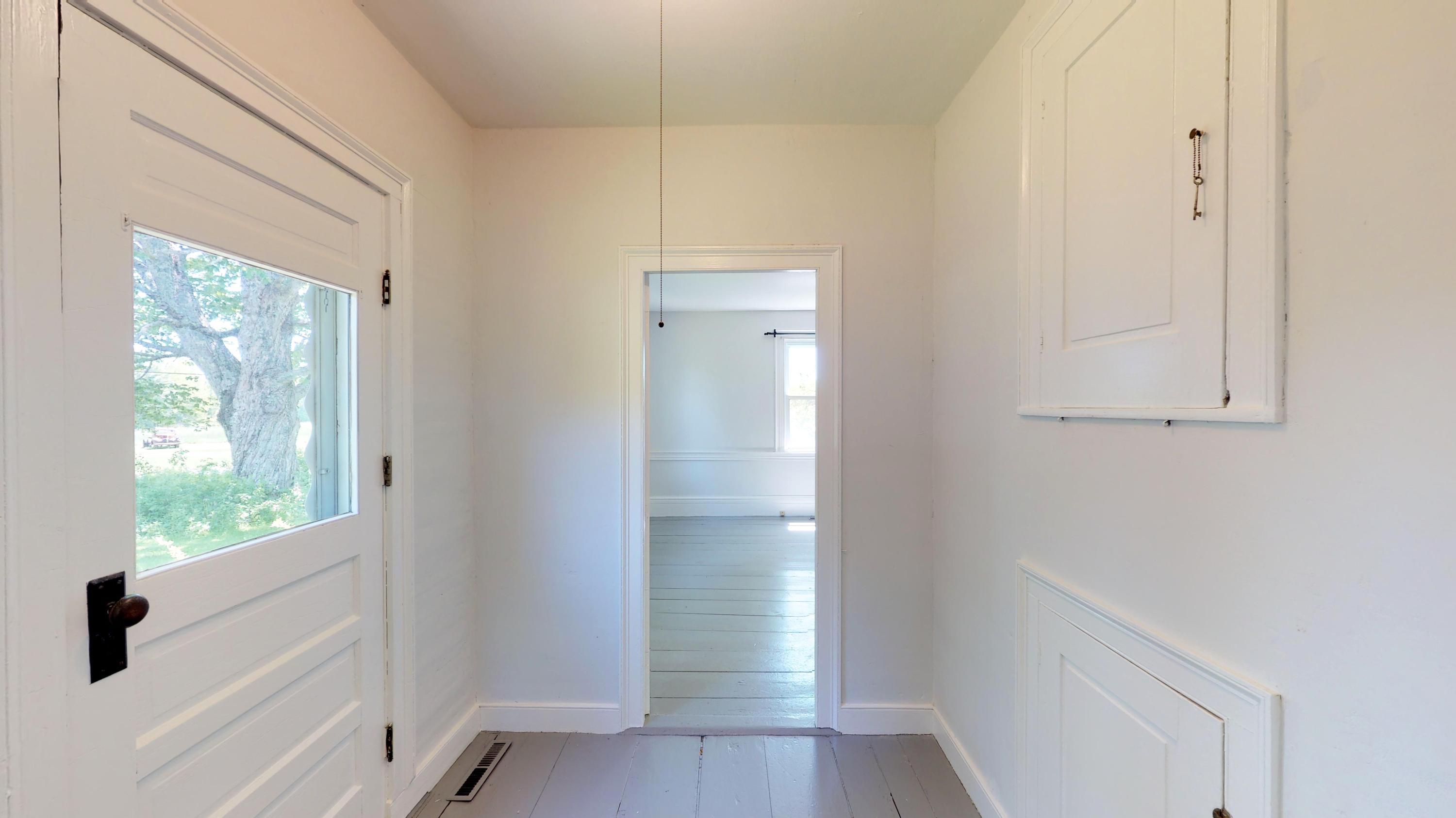 620 Feylers Corner Road Waldoboro, ME 04572 - Photo 17 of 32 Front Entry