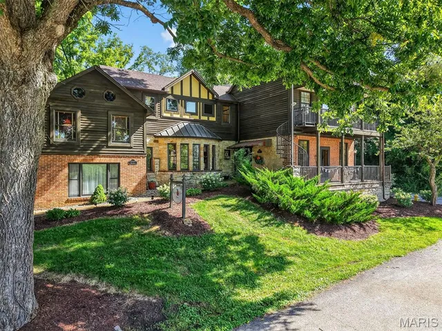 $900,000 | 5549 Main Street, Augusta, MO 63332