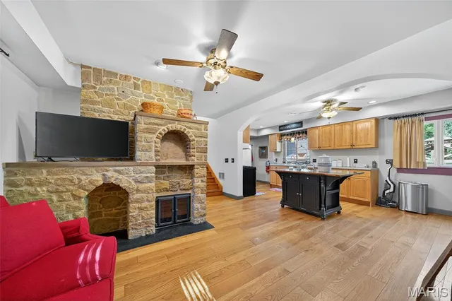 $900,000 | 5549 Main Street, Augusta, MO 63332